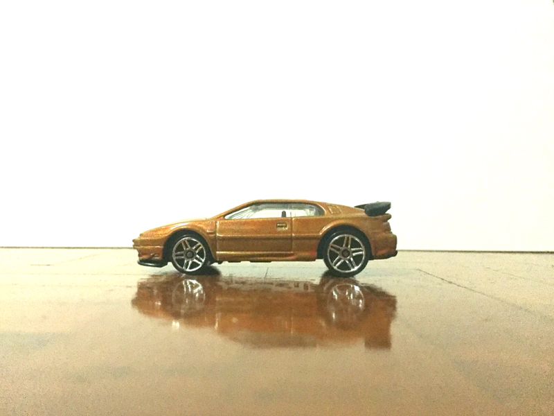 Illustration for article titled An orange Esprit